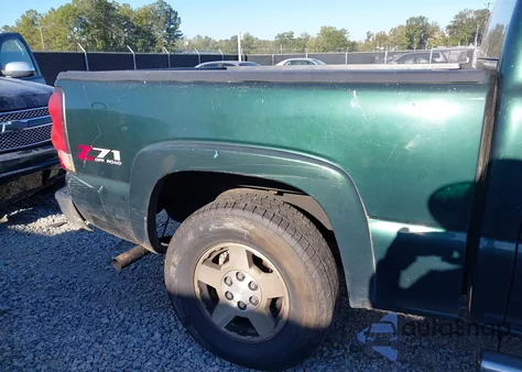 2004 Chevrolet Silverado 1500 Z71 z USA, uszkodzony, nr VIN 2GCEK13T041403126